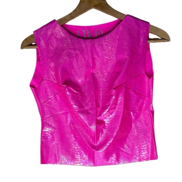 House of Lebied Tops - House of Lebied Pearl Snake Tank Top in Pink Python Size M